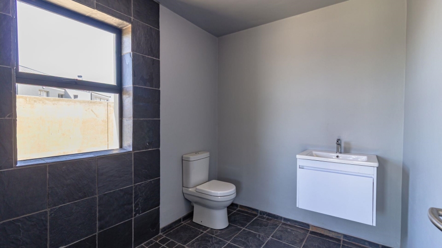 3 Bedroom Property for Sale in De Kelders Western Cape